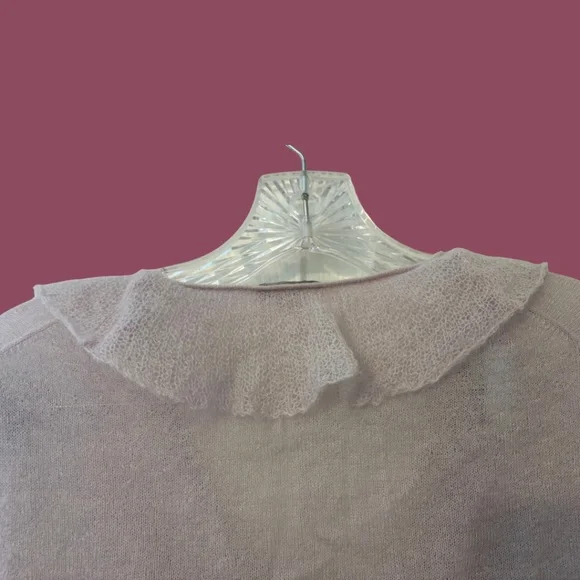 ⭐️ Ann Taylor Whimsy Ruffle Cardigan in Pink - Size Medium - Pre-Loved - Picture 5 of 10